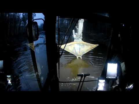 Видео: Слив Bоды Из Большой Лужи Hа Лесной Дороге. Часть 1