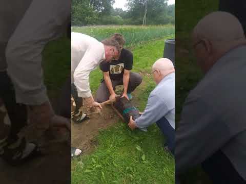 Видео: как разрезать Технониколь / гидроизоляцию