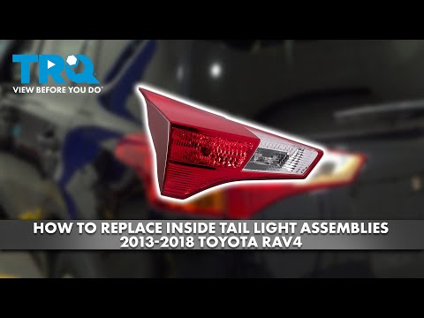Видео: Как заменить внутренние задние фонари в сборе на Toyota RAV4 2013-2018 годов