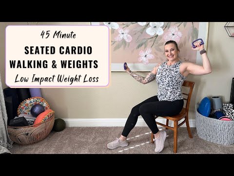 Видео: Ходьба сидя и поднятие тяжестей: 45-минутная домашняя кардиотренировка на стуле и упражнения для ...