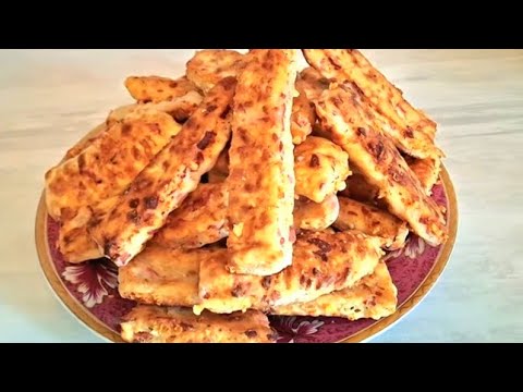 Видео: Вкуснейшие ПАЛОЧКИ  С СЫРОМ И КОЛБАСОЙ