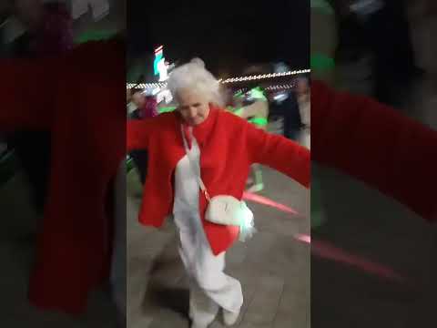 Видео: Песня от Боцмана про Анапу,танцы на ракушке 😎😆🤩😁🛟⚓️⛵️🎡🏊‍♂️🏄‍♂️