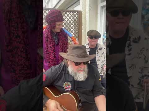 Видео: Подношение Интересному Времени. Песня 70. Дарья Дарья