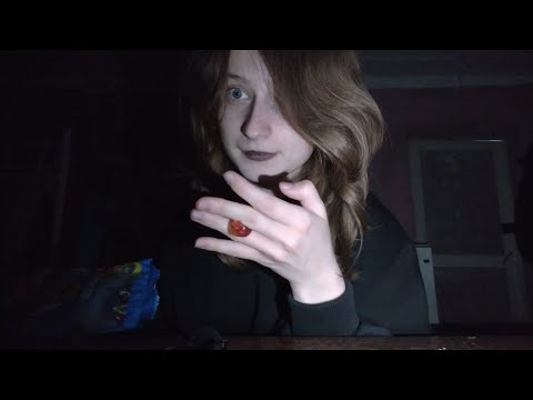 Видео: asmr немнооожко странная соседка в твоей общаге :}