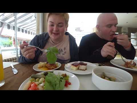 Видео: Мукбанг ВИП 😎 шведский стол ТОЛЬКО ДЛЯ НАС двоих 👌 Все включено в Турции 🥩🥖🥮 Обед