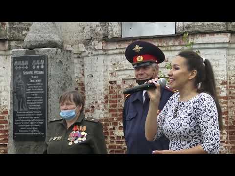 Видео: песни в исполнении Л. Елиной