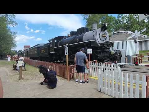 Видео: Исторический парк Калгари - самый большой музей под открытым небом в Канаде