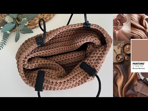 Видео: Почему я не связала её раньше? Функциональная модель сумки на любой сезон. Сумка  крючком.