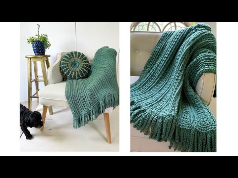 Видео: Вязание крючком, имитация кос, плед «Сестра», современное вязание, плед из лапгана