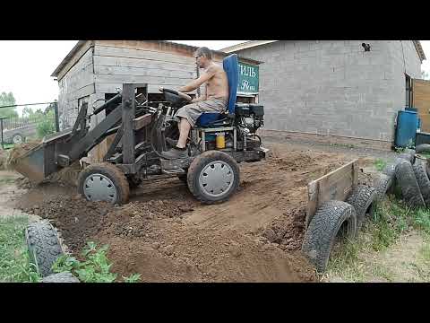 Видео: Мини погрузчик. Испытания грунтом .