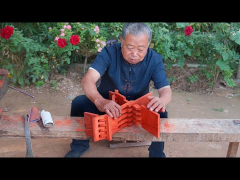 Видео: Небольшой любанский столик, выточенный из куска дерева, без гвоздей, без клея