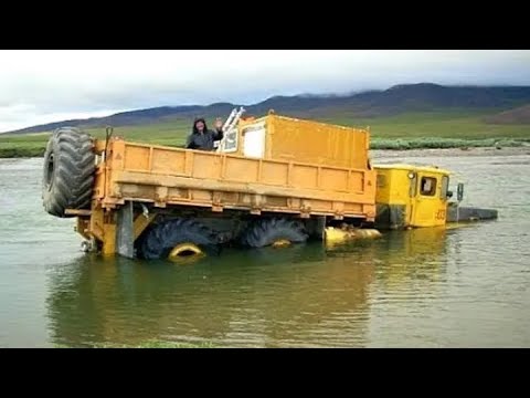 Видео: Редкий трактор Кировец  6Х6 ЗВЕРСКАЯ МОЩЬ легендарного трактора К 700