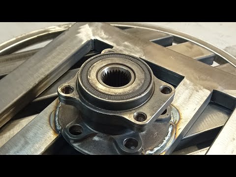 Видео: Лучшее что можно сделать из ступицы и Профильной трубы 20/40. Три функции в одном изделии.