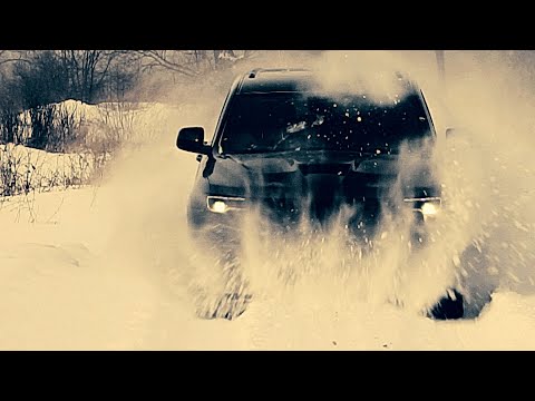 Видео: JEEP GRAND CHEROKEE SRT 8 / РЫЧАТЬ, РАЗДАВАТЬ И НАВАЛИВАТЬ / ОБЗОР ПО-БОЛЬШОМУ ГРАНД ЧЕРОКИ СРТ 8