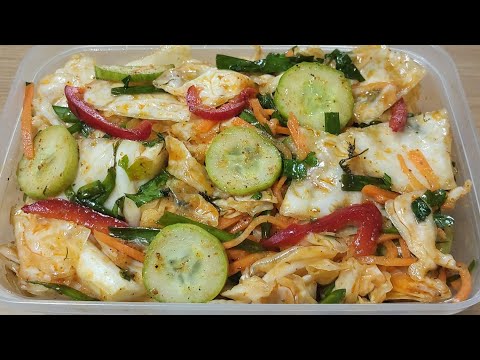 Видео: Простой и вкусный салат из белокочанной капусты.