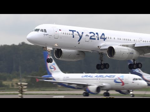 Видео: Ту-204 и Суперджет с нарисованным оленем, Домодедово, 13.08.24.