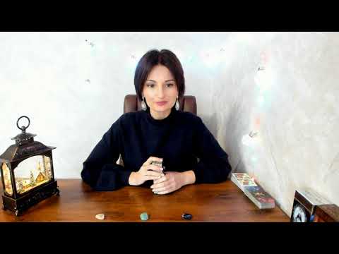 Видео: КОГО ОН ВЫБЕРЕТ: ЕЁ ИЛИ МЕНЯ?  ТАРО. Онлайн гадание