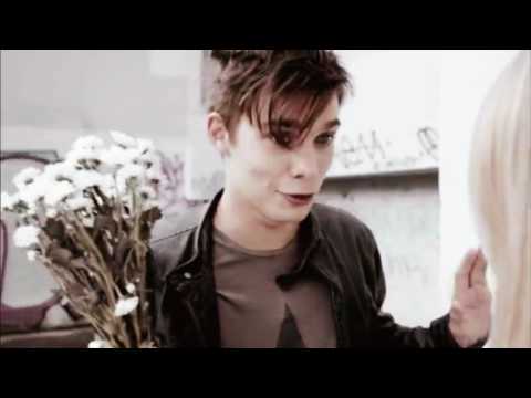 Видео: Клип:Закон каменных джунглей. Тим и лена - Давай взорвёмся громкими петардами...