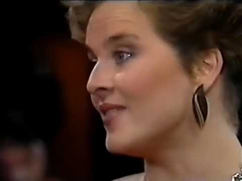 Видео: Санта Барбара   402 русские субтитры