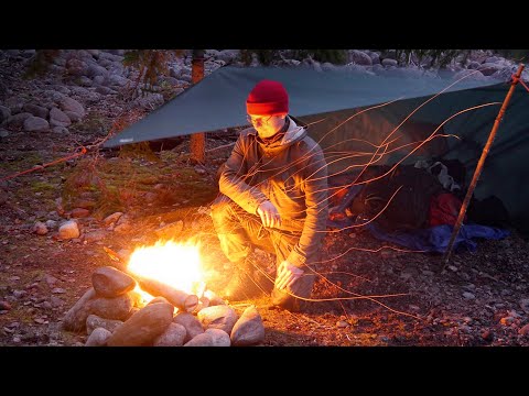 Видео: НОЧЬЮ В ЛЕСУ БЕЗ ПАЛАТКИ В СИЛЬНЫЙ ВЕТЕР, СЫРНИКИ НА ОГНЕ В ПОХОДЕ