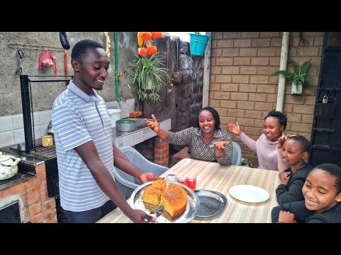 Видео: Вы никогда не видели африканский деревенский торт, приготовленный таким образом с @joycehellenah