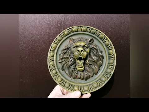 Видео: Покраска барельефа Лев