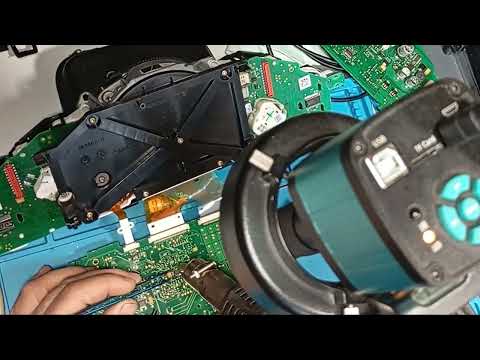 Видео: Белоснежная подсветка приборной панели Мерседес. Чёрные пятна откуда?