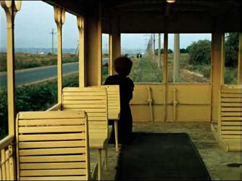 Видео: Фрагмент из фильма "Раба любви" (1976)