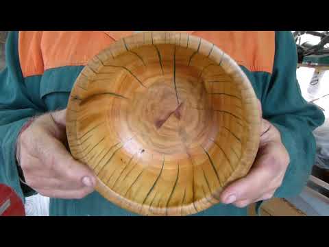 Видео: Чаша из Вишни с Эпоксидкой - 2я часть