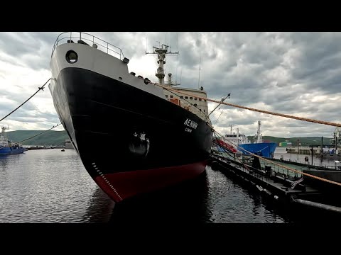 Видео: Мурманск. День рыбака на морском вокзале