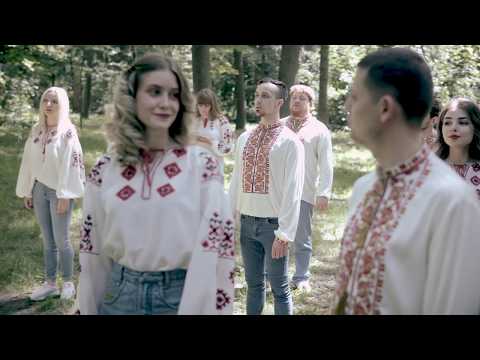 Видео: Khreschatyk Choir - Ішло дівча лучками - Ukrainian Folk Song