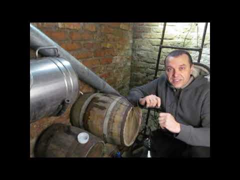 Видео: Домашнее вино в дубовой бочке. Сроки выдержки виноградного вина