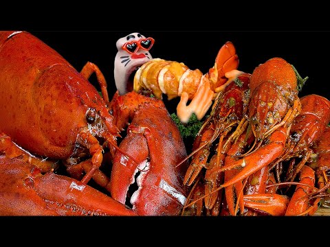 Видео: ASMR MUKBANG :) гигантский лобстер и острый лобстер с сыром смешные звуки еды