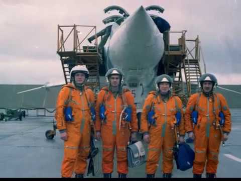 Видео: Ветеранам 924-го гвардейского МРАП Авиации СФ посвящается