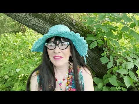 Видео: ПРОГУЛКИ С ТАРО.  ПОГОВОРИМ О СЧАСТЬЕ!