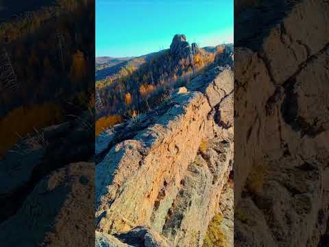 Видео: 🪨⛰️🌲Таёжные мегалиты, последний на сегодня маршрут. 🌲⛰️🪨