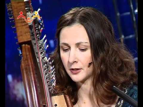 Видео: Выше Крыши: Meldis (кельтская арфа) в гостях у Тутты Ларсен