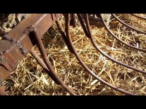 Видео: Как сделать грабли для мотоблока