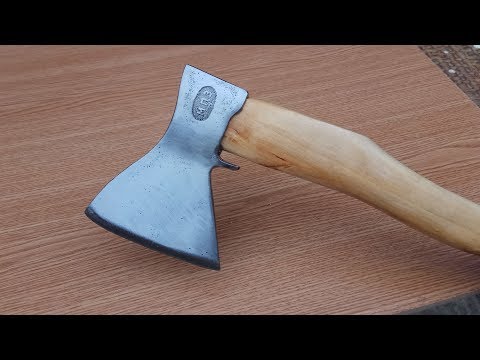 Видео: Топор из подшипника. Испытания, рубим металл топором МПЗ