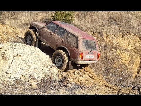 Видео: Жигуль на дорезаных шинах ГАЗ-63 штурмует косогоры. Нарезаем протектор.