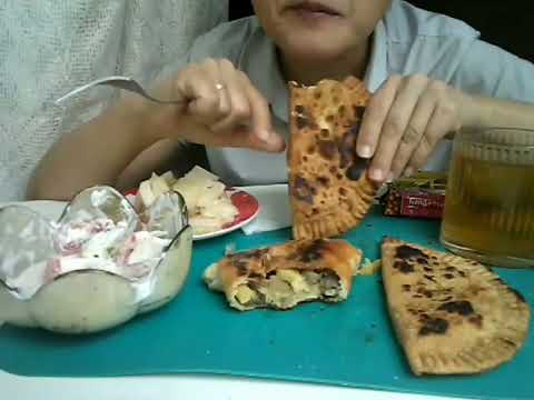 Видео: Мукбанг чебуреки и самса