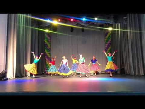 Видео: Танец «Ретро-попурри».  Ансамбль танца «Еркеназ»