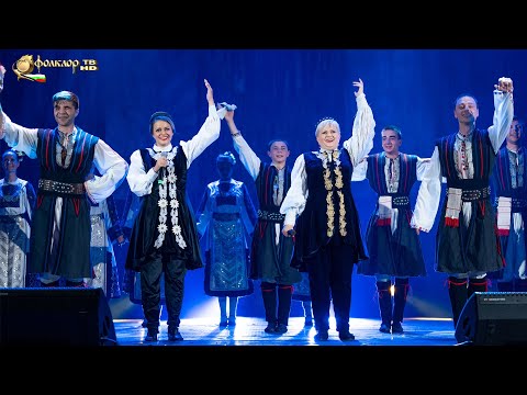 Видео: Николина и Мария Чакърдъкови - Пий, куме