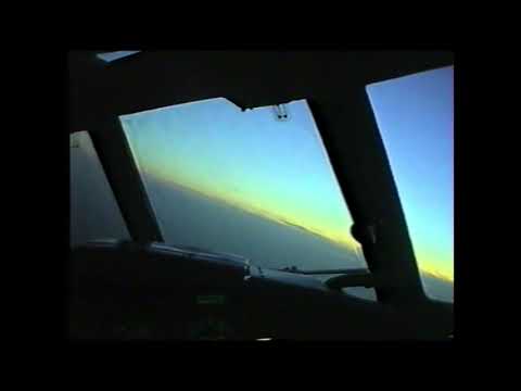 Видео: Ил 18 , вид с кресла второго пилота, 90-е года.