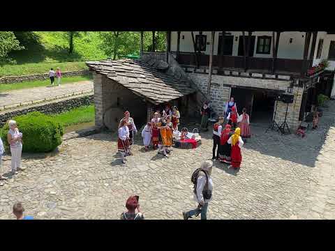 Видео: На Еньовден слънцето става рано, рано и се окъпва в жива вода