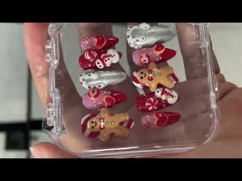 Видео: [ПОЛНЫЙ НАБОР] Мастер-класс по маникюру с пряничным узором | Рождественская идея для ногтей