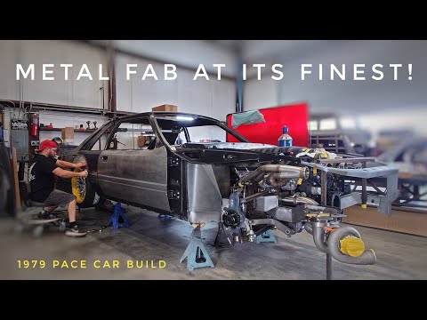 Видео: Безумные расширители арок на пейс-каре Martin Bros '79 FoxBody