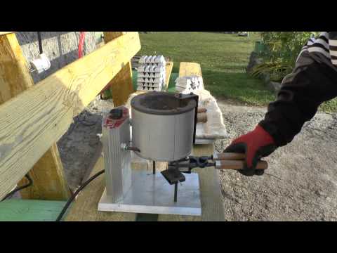 Видео: Тигель LEE Electric Melters PRO 4