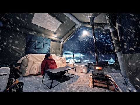 Видео: Холодный, сильный снег. Автомобильный кемпинг с использованием надувной палатки.