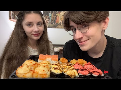 Видео: АСМР ИТИНГ РОЛЛОВ С ДЕВУШКОЙ / ASMR МУКБАНГ